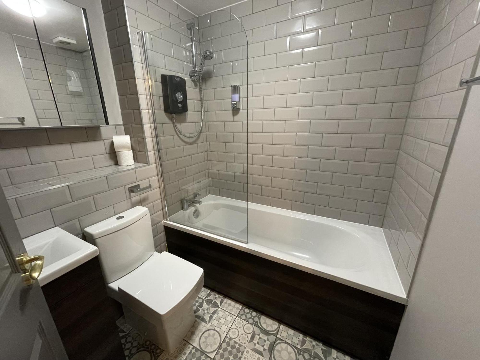 No24 - 2-Bed Boutique Apartment - Hosted By Hutch Lifestyle Leamington Exteriér fotografie