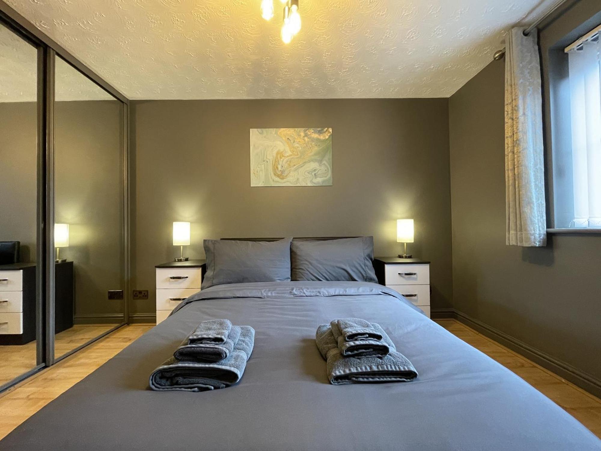 No24 - 2-Bed Boutique Apartment - Hosted By Hutch Lifestyle Leamington Exteriér fotografie