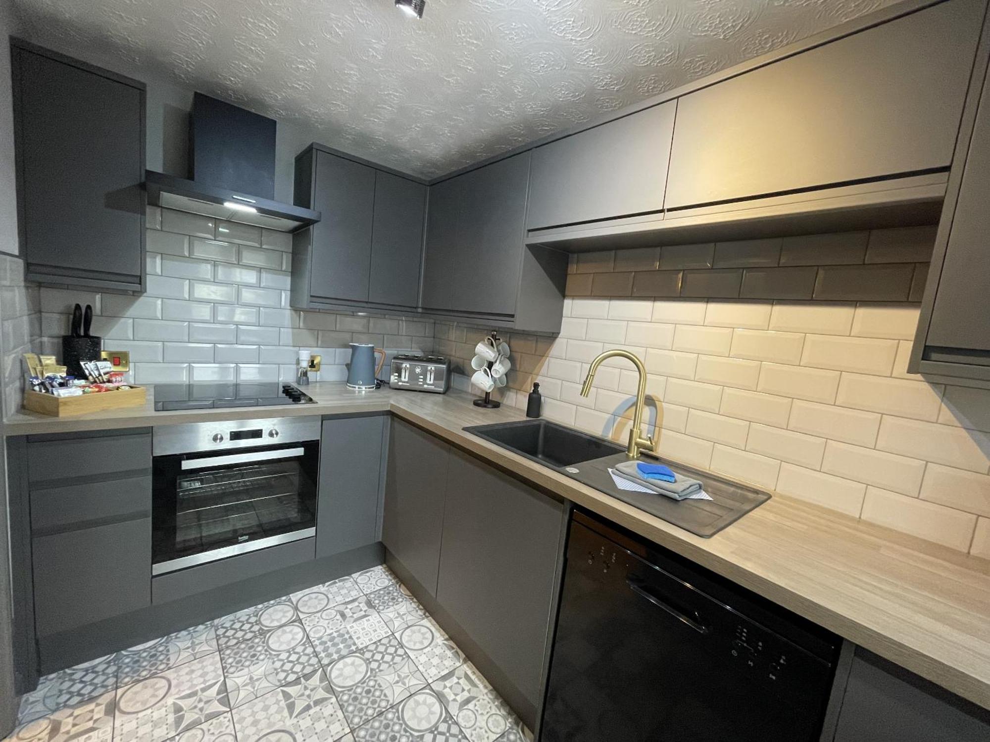 No24 - 2-Bed Boutique Apartment - Hosted By Hutch Lifestyle Leamington Exteriér fotografie
